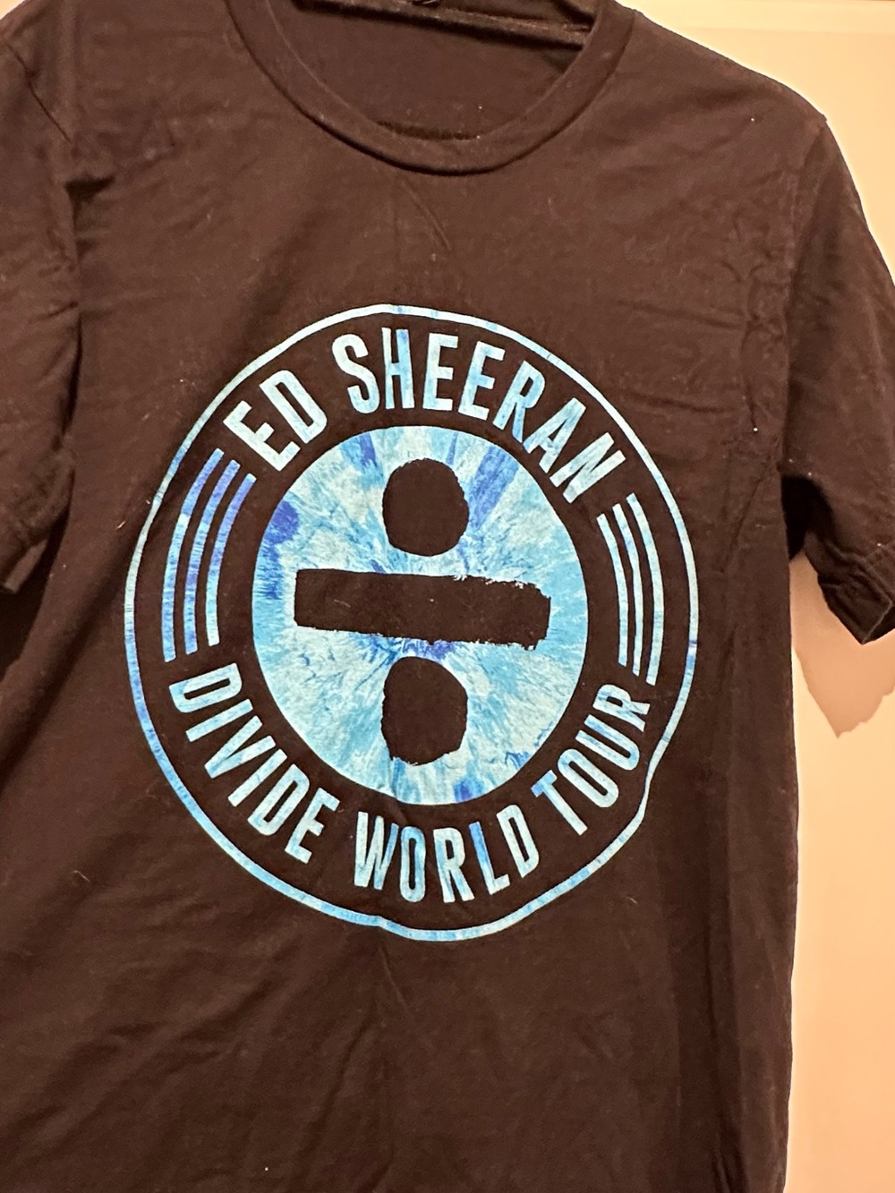Ed Sheeran Divide World Tour Black & Blue Tee